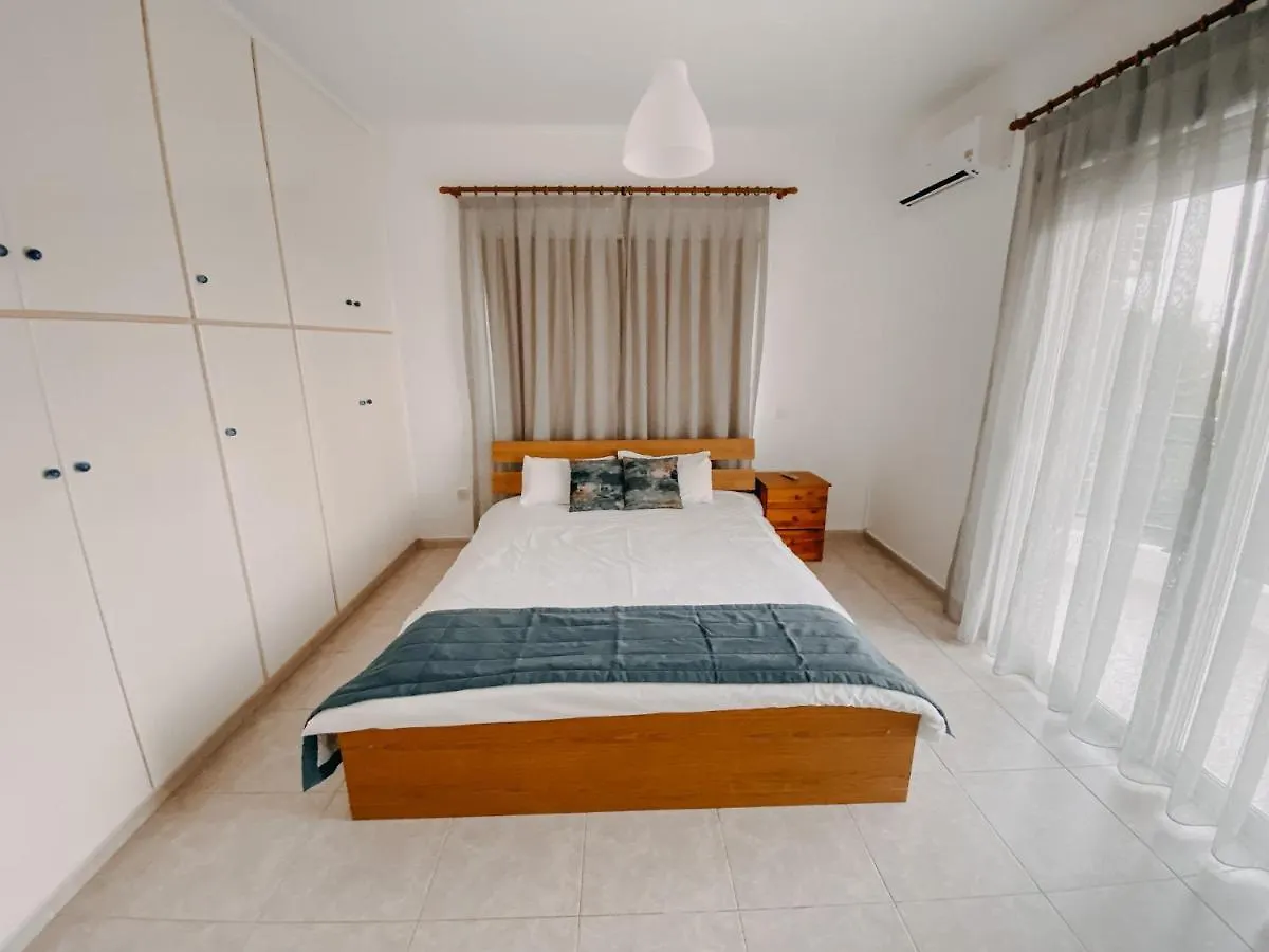 Varvara'S Villa Ayia Napa