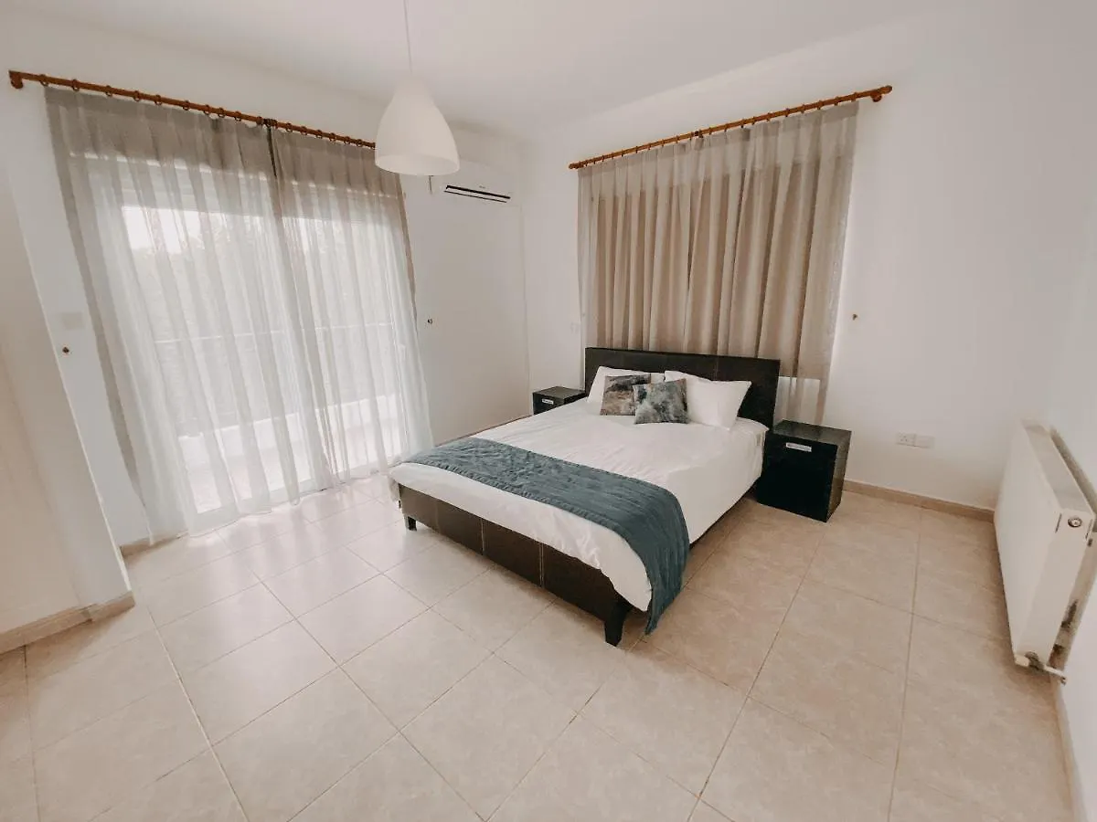 Varvara'S Villa Ayia Napa