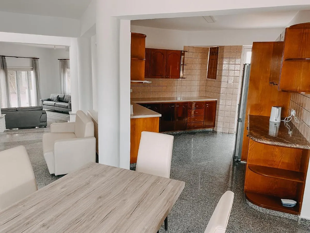 Varvara'S Villa Ayia Napa