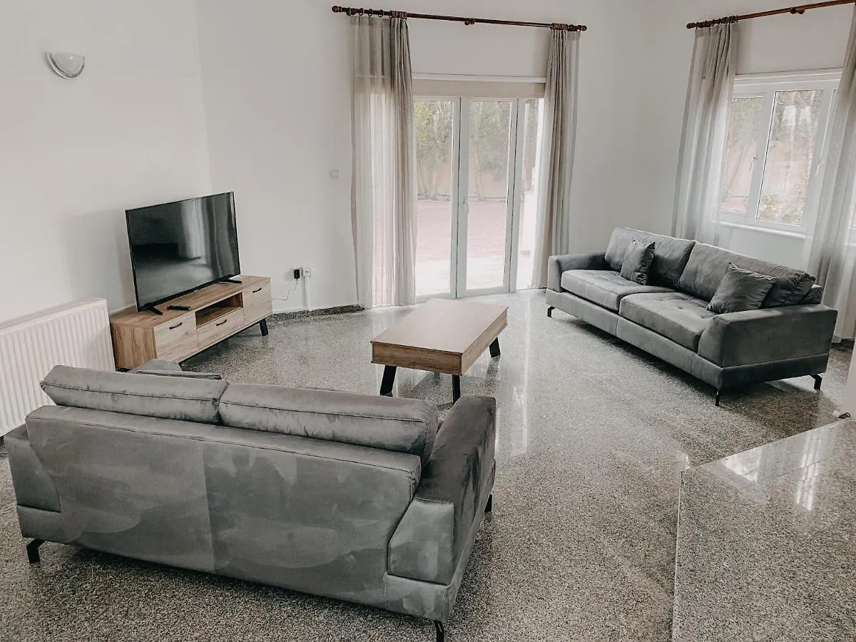 Varvara'S Villa Ayia Napa